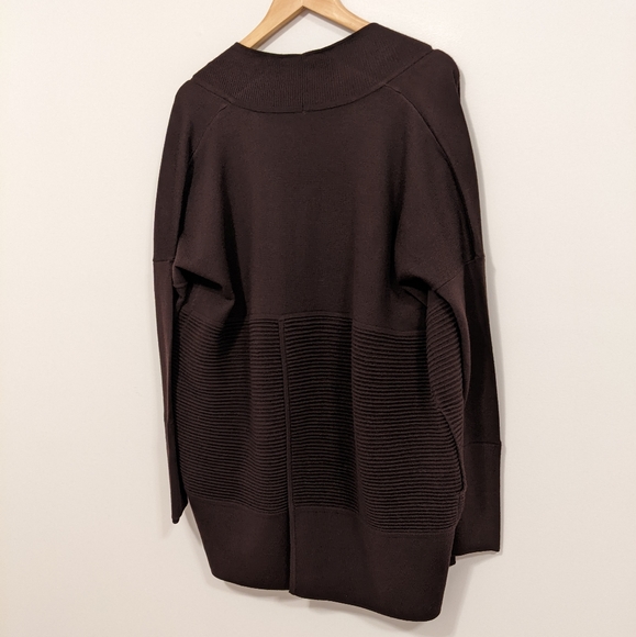 Lululemon Sit In Lotus Wrap II Black Cherry 8 - Picture 14 of 16